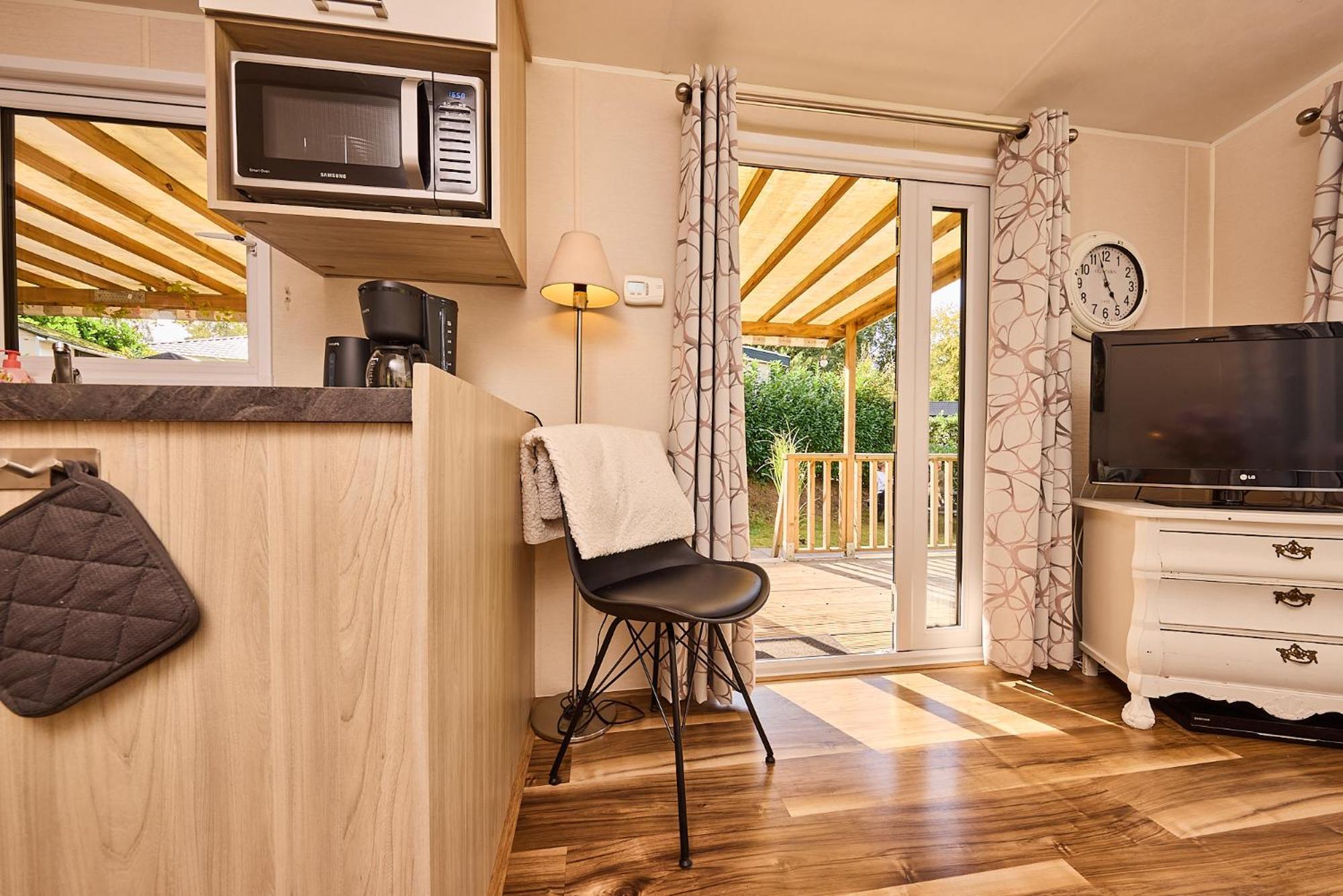 Chalet Huisje Bella Op De Veluwe Max 2 Volwassene Beekbergen Luaran gambar
