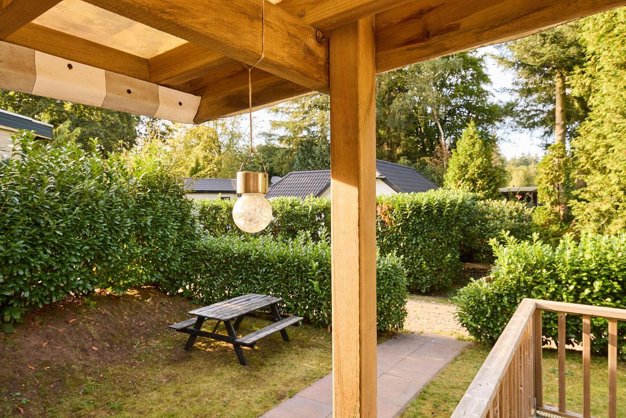 Chalet Huisje Bella Op De Veluwe Max 2 Volwassene Beekbergen Luaran gambar